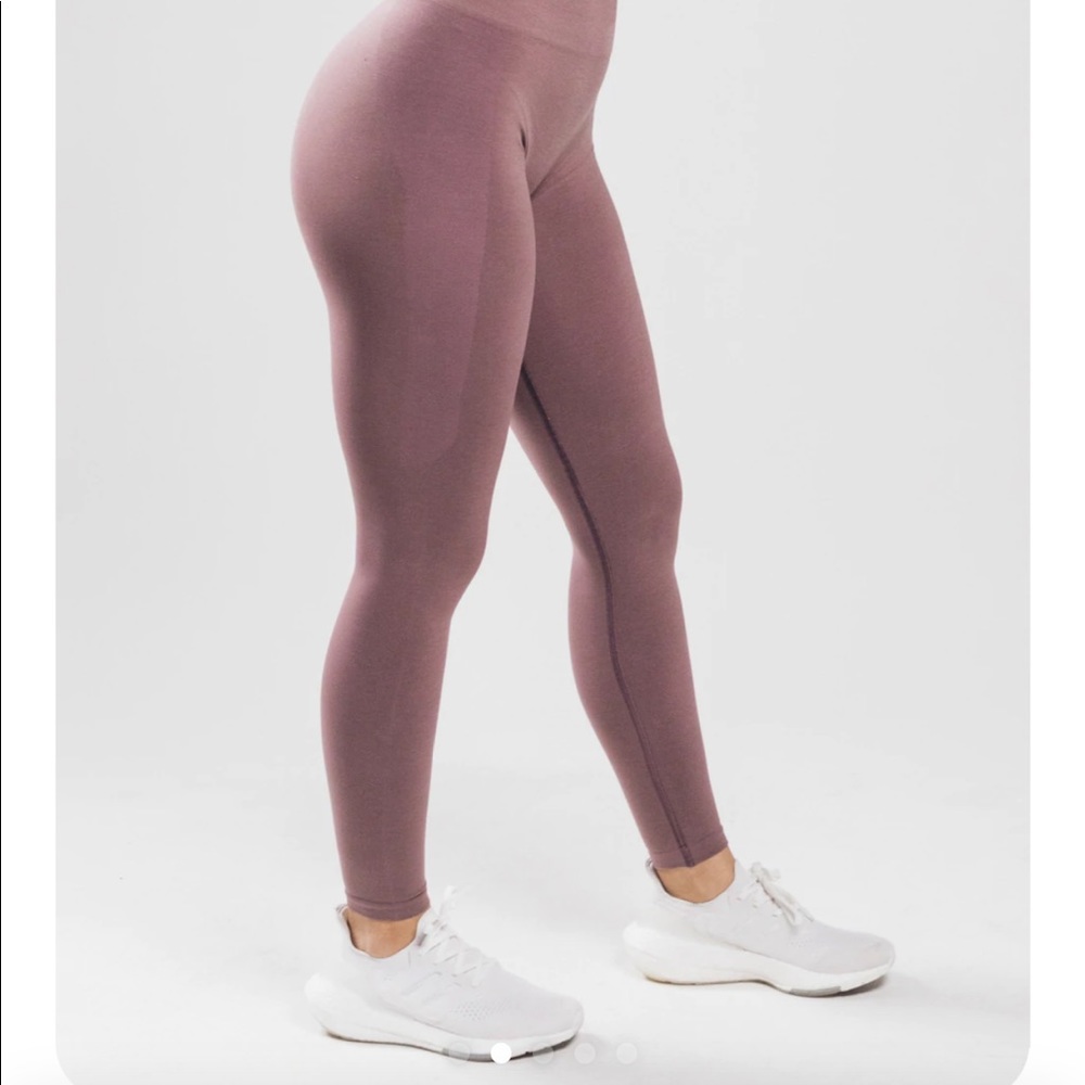 Alphalete Leggings